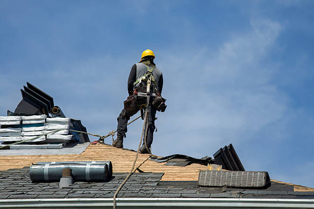 Professional Roofing technician working in Pacifica, CA